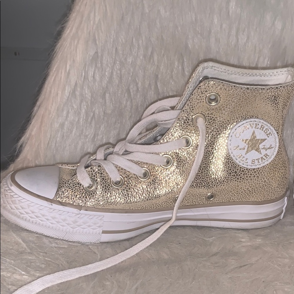 Gold metallic never worn converse size 5